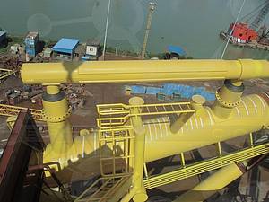 Corrosion protection for splash zone on oil platform